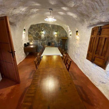 巴萨 Cuevas Andalucia旅馆 外观 照片