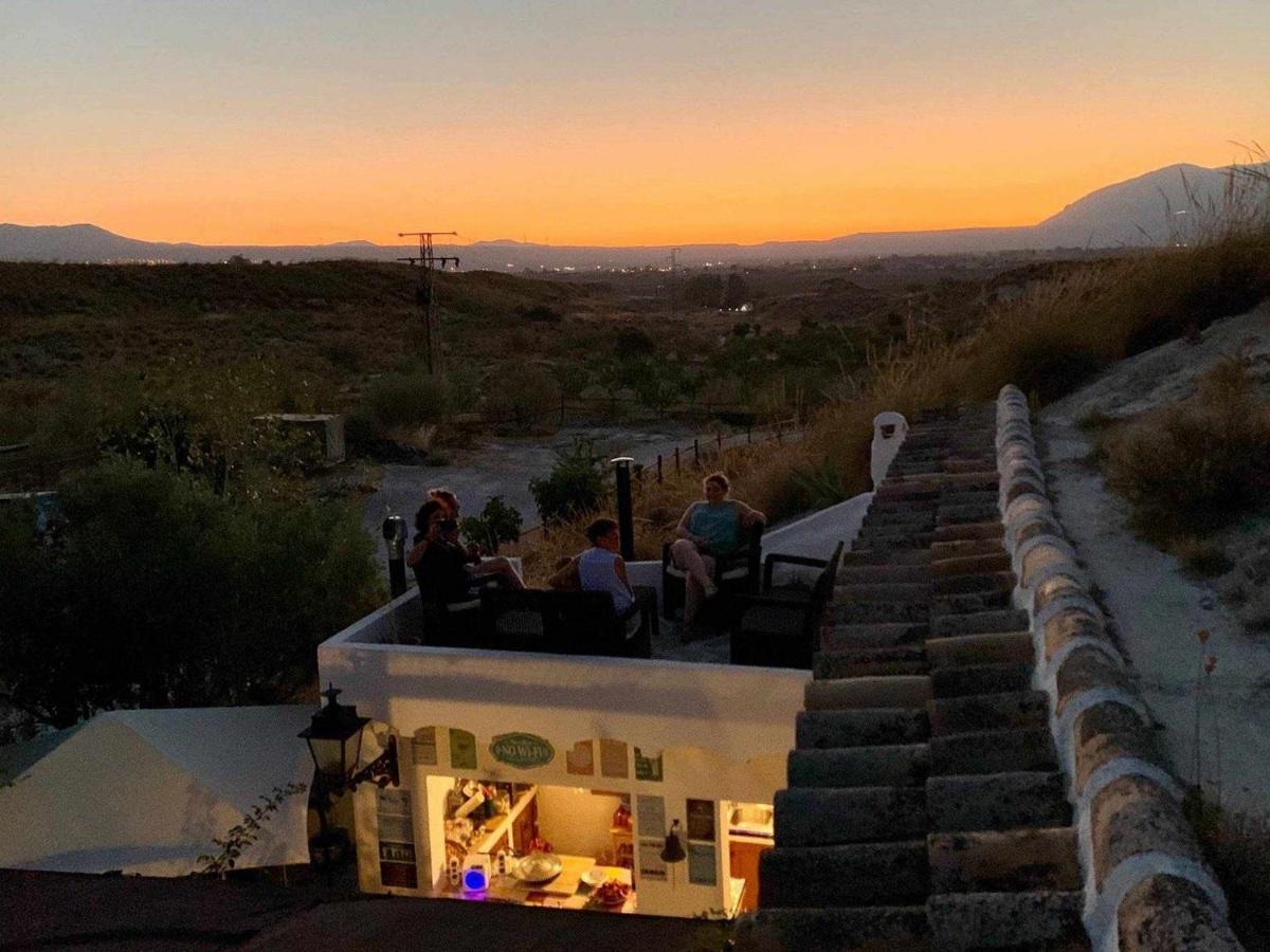 巴萨 Cuevas Andalucia旅馆 外观 照片