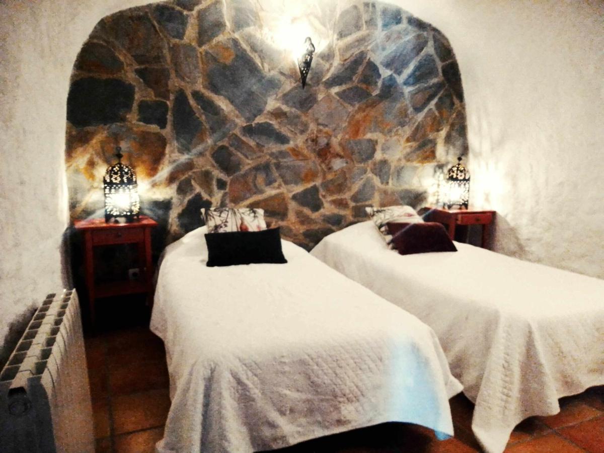巴萨 Cuevas Andalucia旅馆 外观 照片
