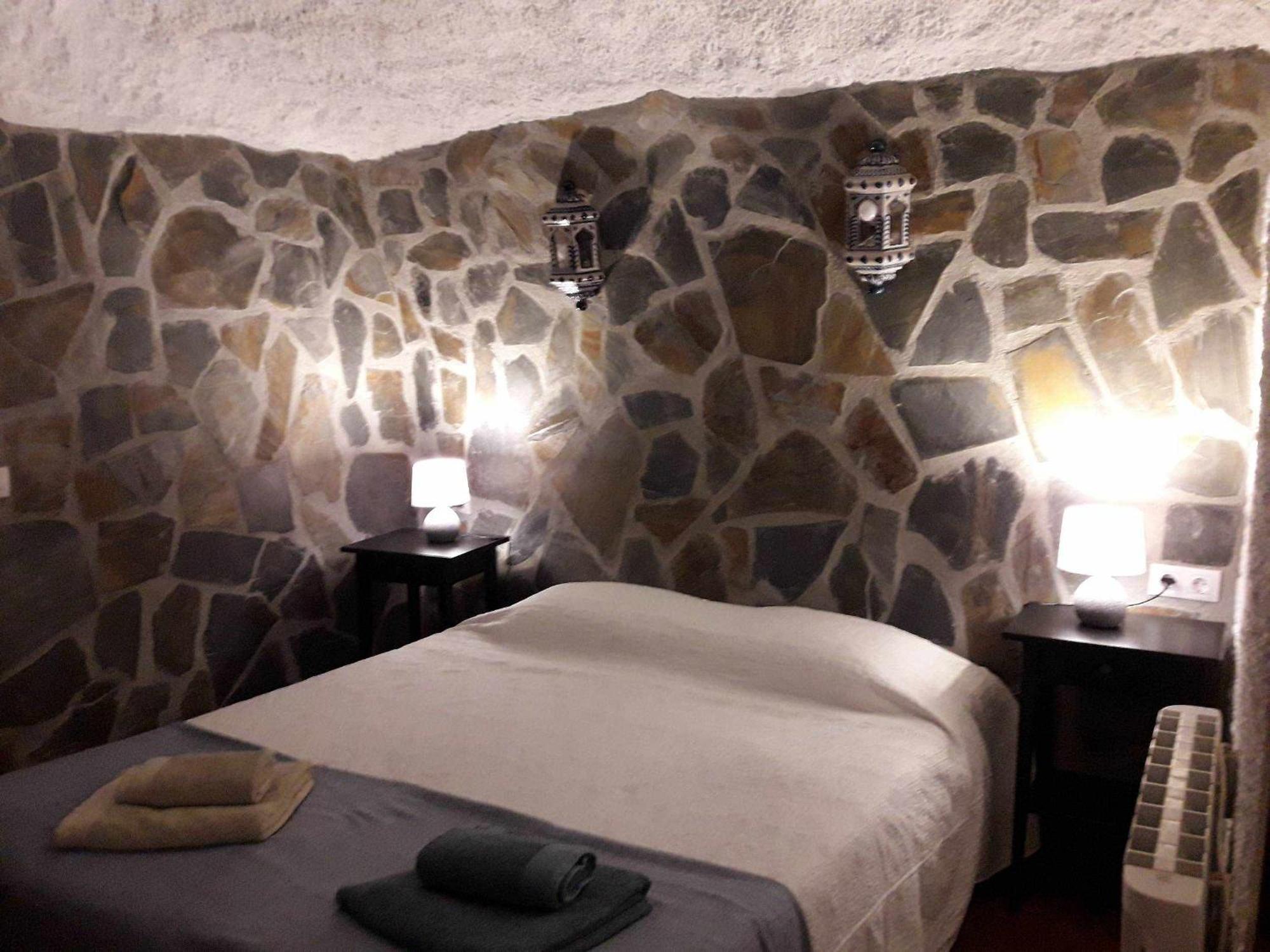 巴萨 Cuevas Andalucia旅馆 外观 照片